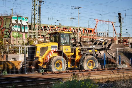 Land und Bahn machen Schiene stark für die Zukunft mit dem Investitionspaket „Robustes Netz II“
